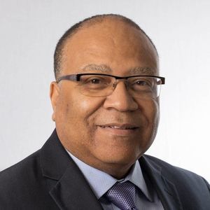 Meet your Posher, Kenneth